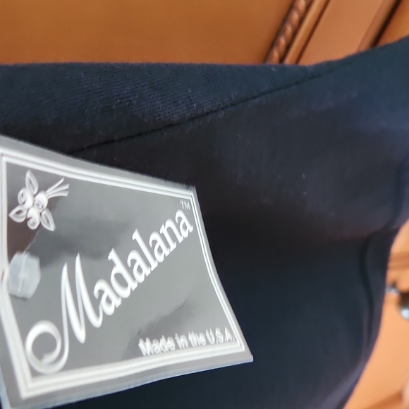 NWT Camisole black top - Picture 4 of 4